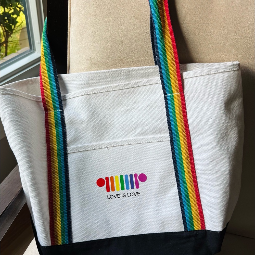 💚JEEP 2piece set:Love is Love White w/rainbow color straps CanvasTote Bag